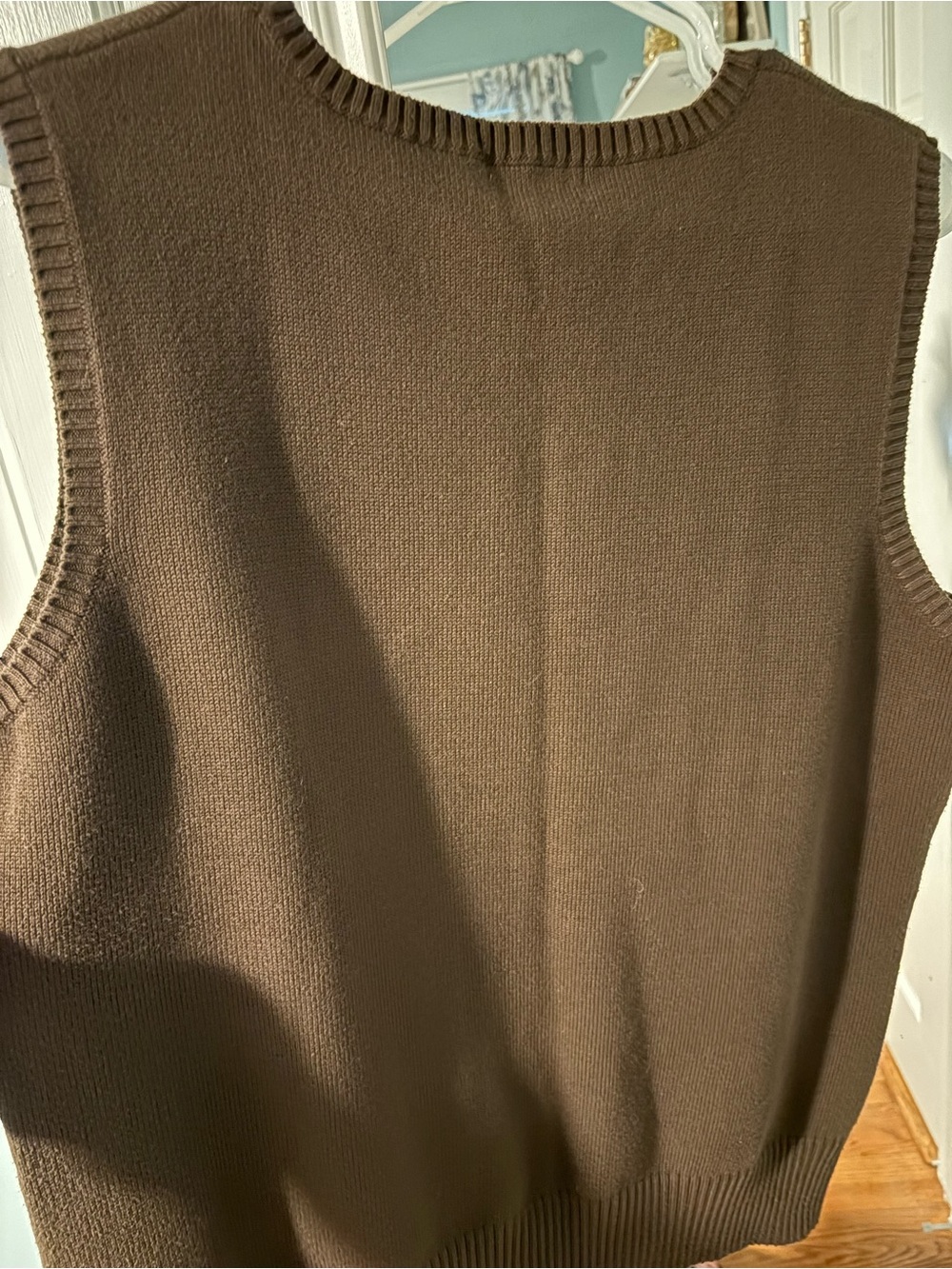 Eddie Bauer Dark Brown Knit Sleeveless Sweater Vest great condition XL - Picture 3 of 5